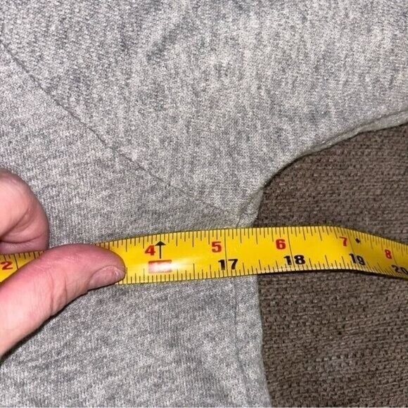 J.Crew Gray Pullover Quilted Suede Elbow Patch Preppy Crewneck Sweatshirt Small - Picture 7 of 8